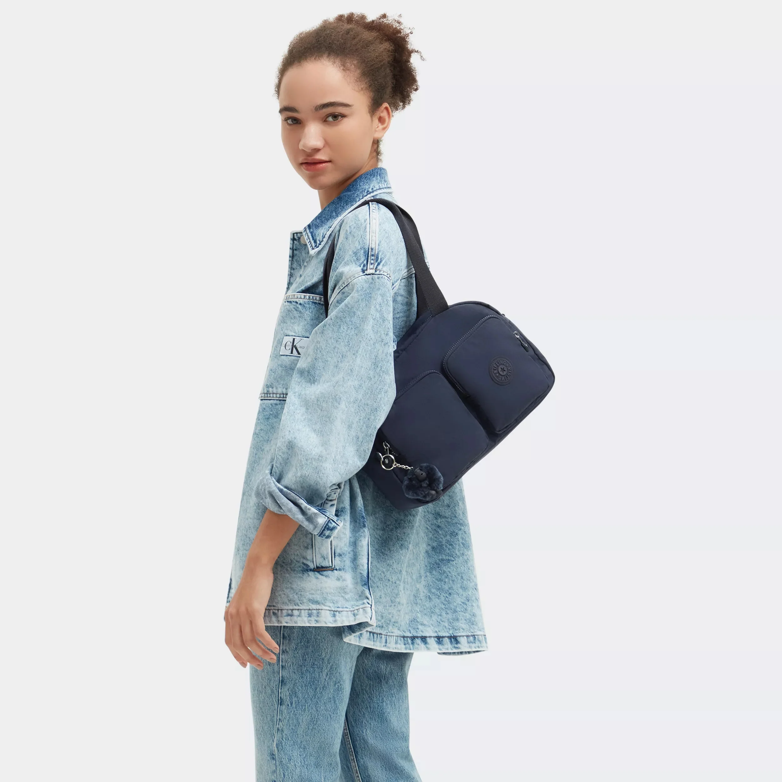 Cool Defea Shoulder Bag - Image 2