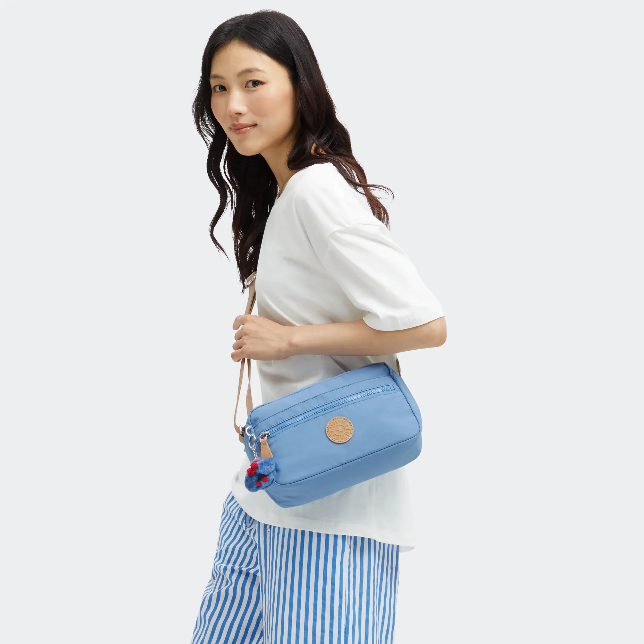 Ozita Medium Crossbody Bag - Image 2