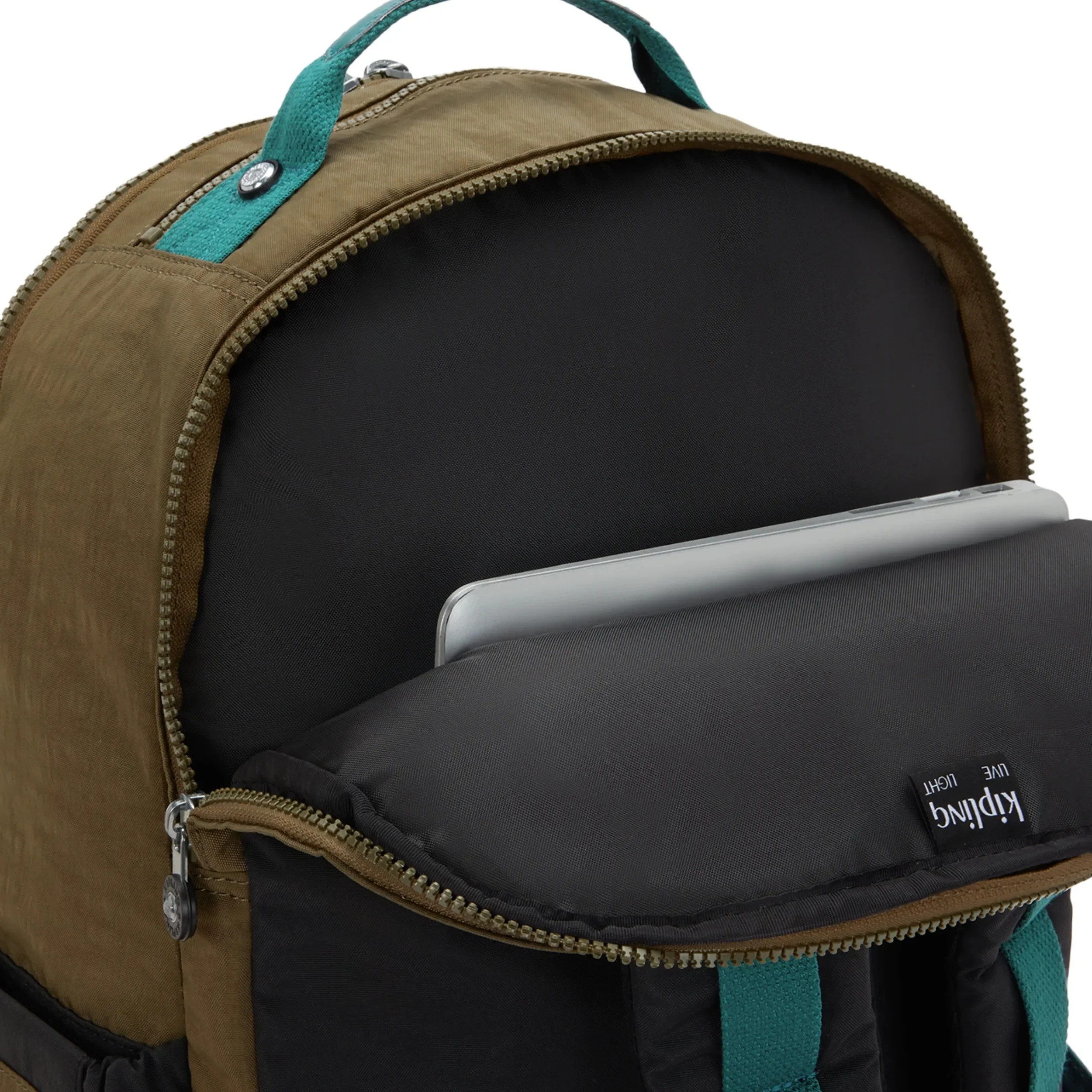 Seoul Extra Large 17" Laptop Backpack - Image 6