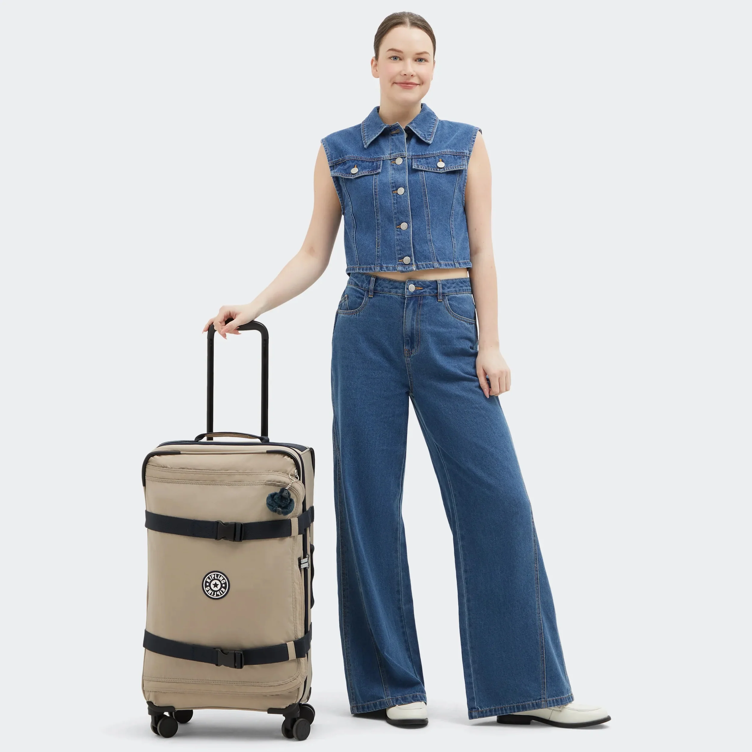 Spontaneous Medium Rolling Luggage - Image 2